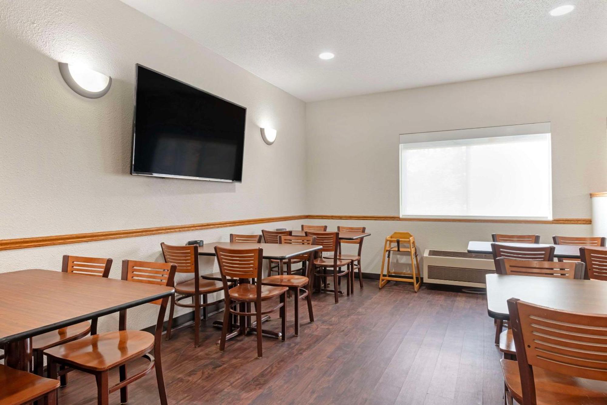 Quality Inn Bemidji Bagian luar foto