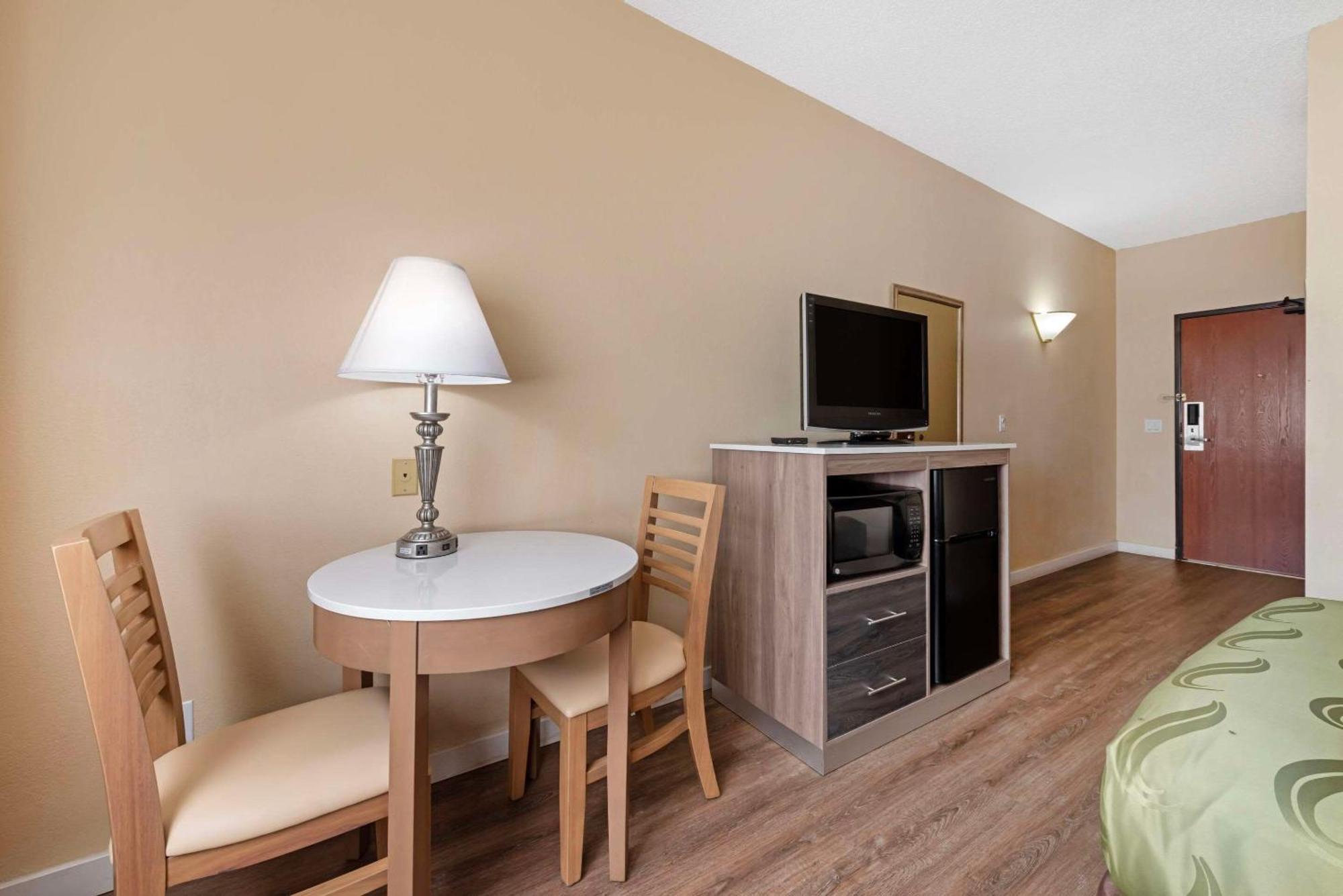 Quality Inn Bemidji Bagian luar foto