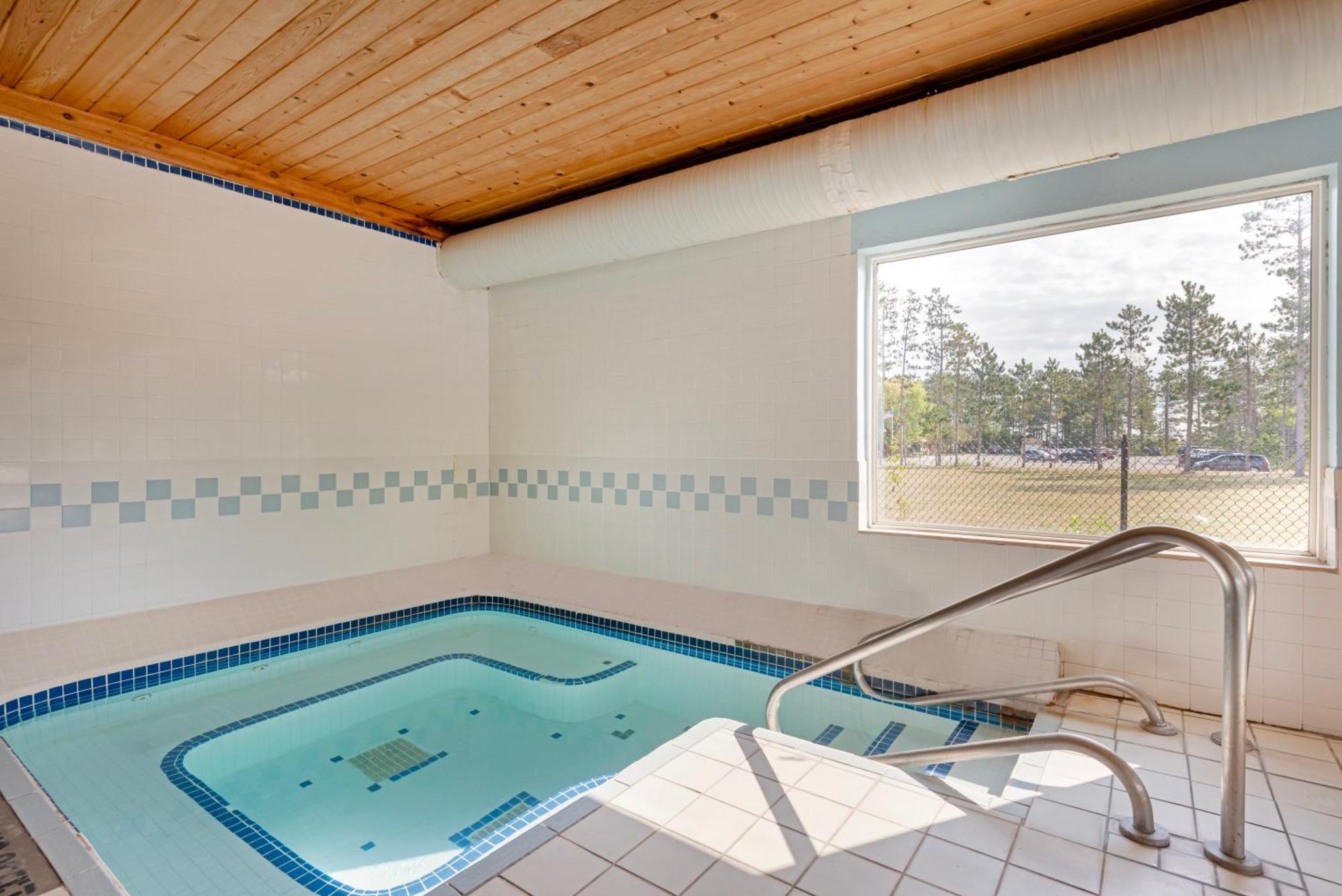 Quality Inn Bemidji Bagian luar foto