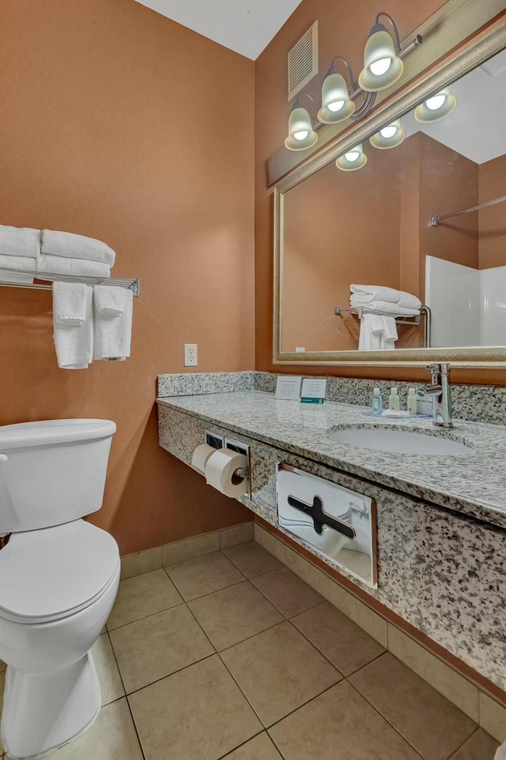Quality Inn Bemidji Bagian luar foto